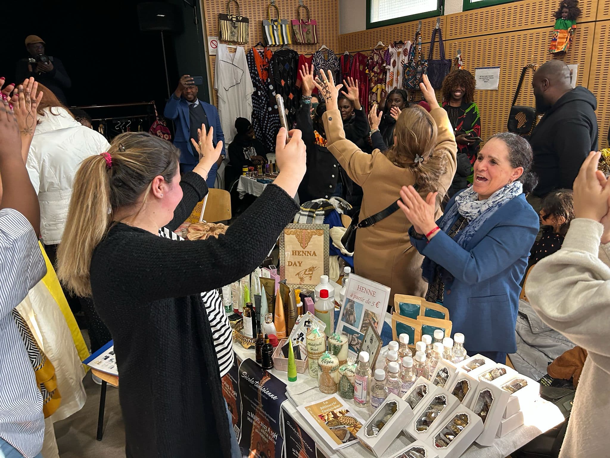 Les allées de la foire, entre échanges et découvertes